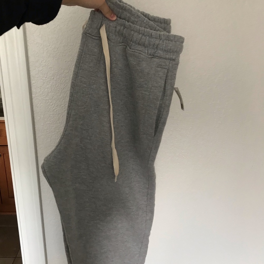 BRAND NEW Urban Outfitters joggers!